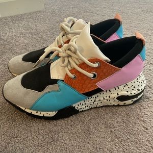 Steve Madden sneakers